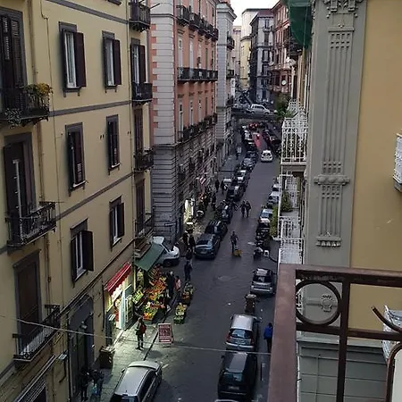 La Dimora Di Re Ferdinando Couette-café Naples