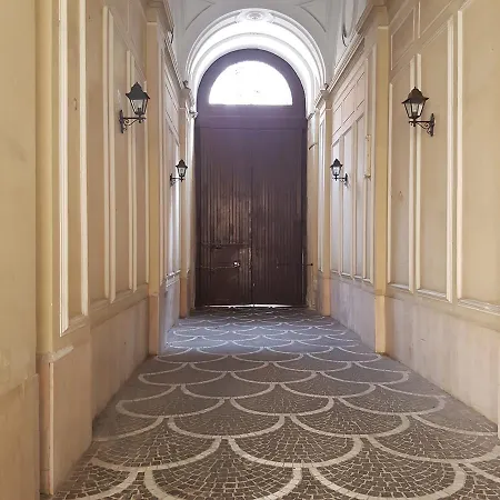 Bed and Breakfast La Dimora Di Re Ferdinando 3*
