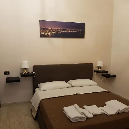 La Dimora Di Re Ferdinando Bed and Breakfast 3*